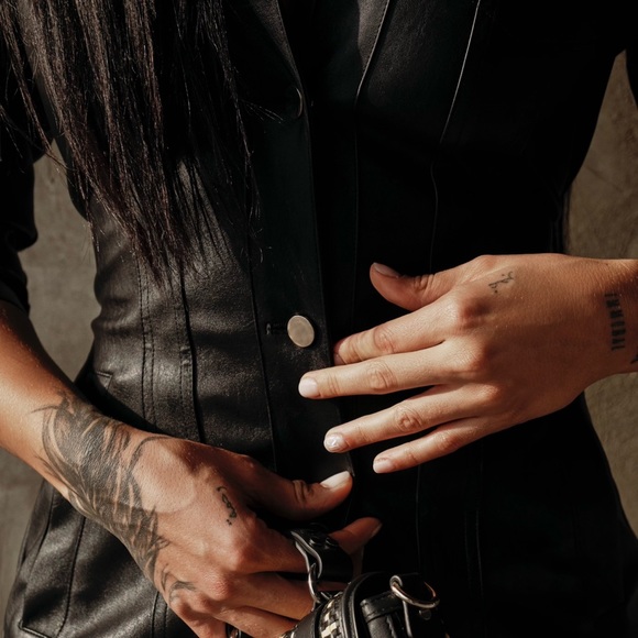 Vegan Leather Mini - Picture 3 of 3